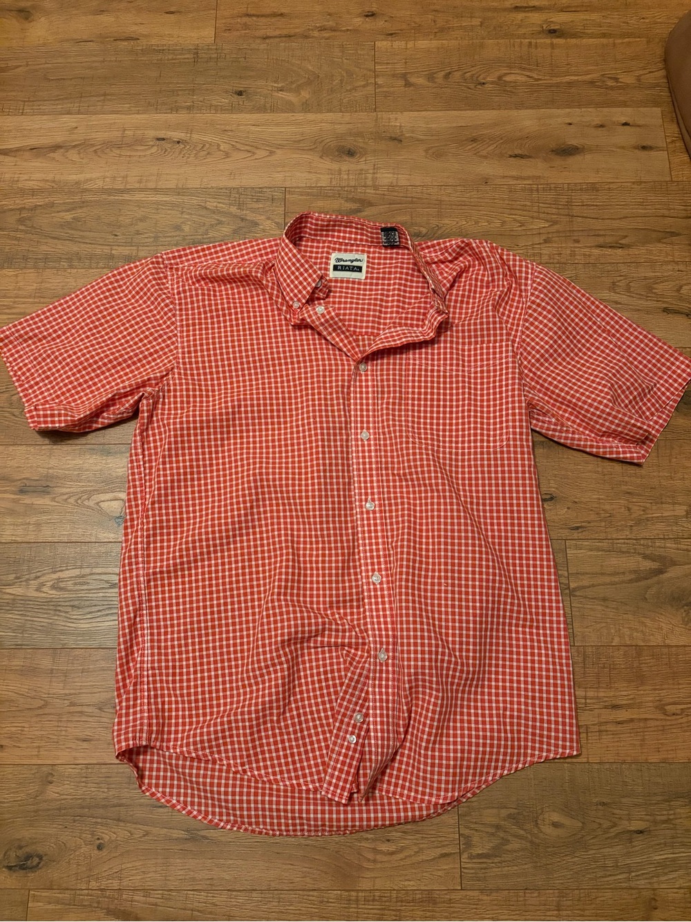 Wrangler Red Checked Short-Sleeve Button-Down Shirt